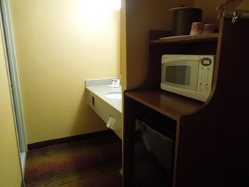Room, 2 Queen Beds, Non Smoking