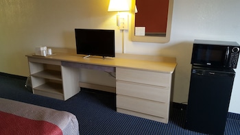 Basic Single Room, 1 King Bed