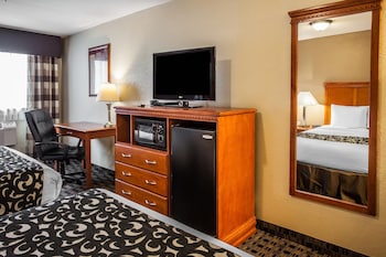 Standard Room, 2 Queen Beds, Non Smoking