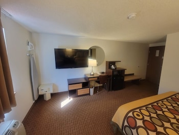 Suite, 1 King Bed, Non Smoking