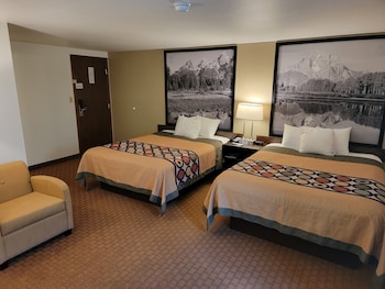 Suite, 2 Queen Beds