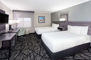 Deluxe Room, 2 Double Beds