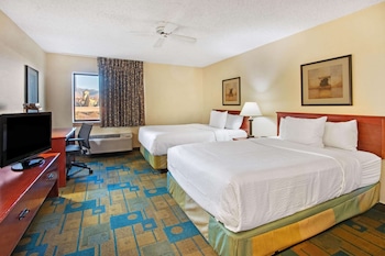 Deluxe Room, 2 Double Beds, Non Smoking