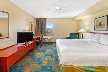 Deluxe Room, 1 King Bed, Non Smoking