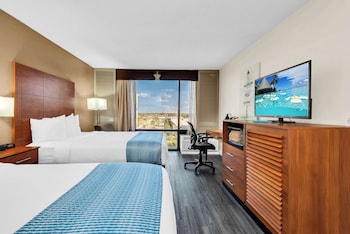 Standard Room, 2 Double Beds, Non Smoking, Refrigerator & Microwave