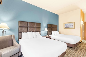 Standard Room, 2 Queen Beds, Accessible, Non Smoking
