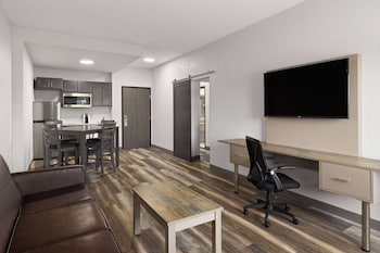 Suite, 1 Bedroom, Non Smoking (Efficiency)
