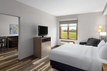 Deluxe Suite, 1 Bedroom, Non Smoking (Efficiency)