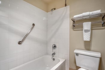 Standard Room, 1 Queen Bed, Non Smoking