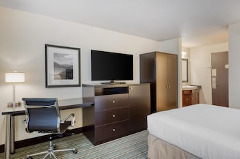 Standard Room, 1 Queen Bed, Non Smoking