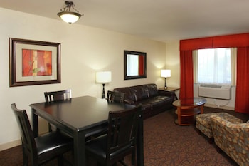 Suite, 1 King Bed, Non Smoking