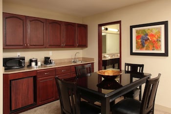 Suite, 1 King Bed, Non Smoking