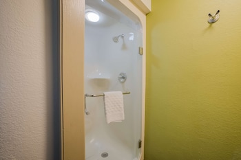 Suite, 1 Queen Bed, Non Smoking, Refrigerator & Microwave (Living Room;with Sofabed)