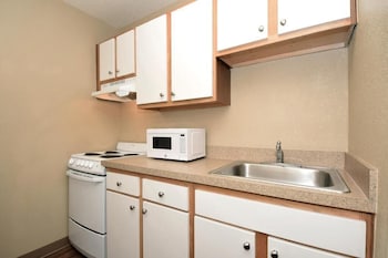 Room, 2 Queen Beds, Non Smoking, Kitchen