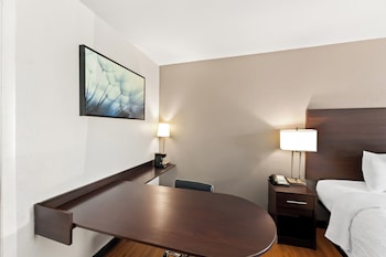 Superior Room, 1 King Bed, Accessible, Non Smoking