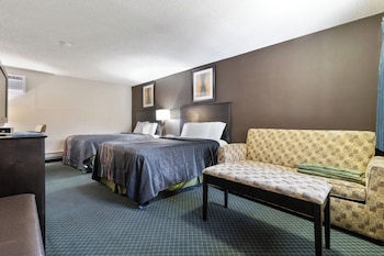 Economy Triple Room