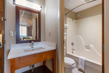 Room, 2 Queen Beds, Non Smoking (Pet Friendly)