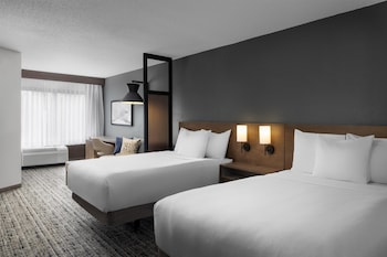 Room, Multiple Beds, Accessible, Bathtub