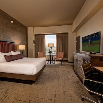 Resort Tower Room, 1 King Bed, Non Smoking
