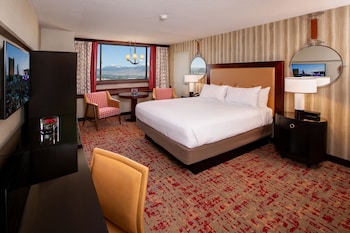 Casino Tower, 1 King Bed, Non Smoking