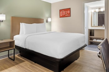 Standard Room, 1 Queen Bed, Non Smoking