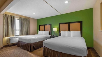 Suite, 2 Queen Beds, Non Smoking, Kitchen