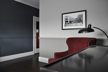 Room (Hotel Single King Bed)