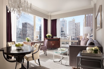 Executive City View One Bedroom Suite