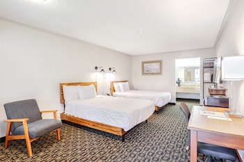 Standard Room, 2 Double Beds, Non Smoking