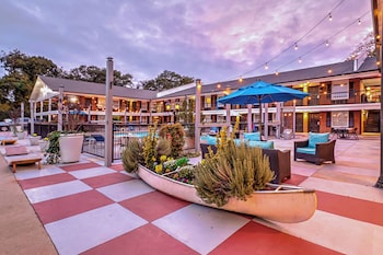Room, 2 Double Beds, Non Smoking, Poolside