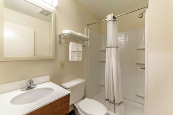 Studio, 2 Queen Beds, Non Smoking (Larger Room)