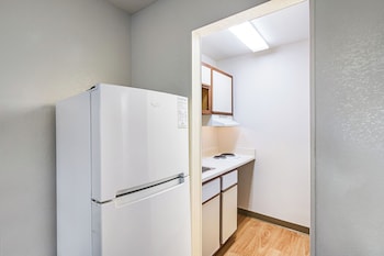 Studio, 2 Queen Beds, Non Smoking (Larger Room)