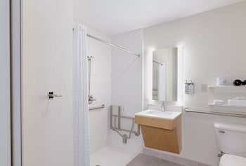 Studio Suite, 2 Double Beds, Accessible (Wheelchair)