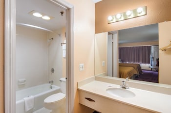 Standard Room, 2 Queen Beds, Non Smoking