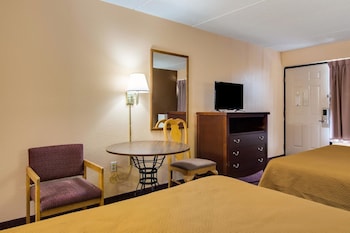 Standard Room, 2 Queen Beds, Non Smoking