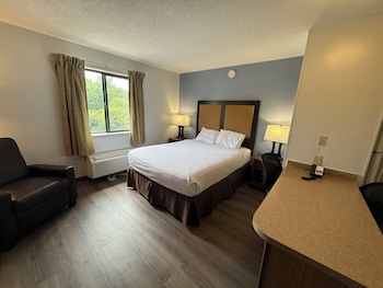 Standard Room, 1 Queen Bed, Non Smoking