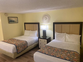 Standard Room, 2 Queen Beds, Non Smoking