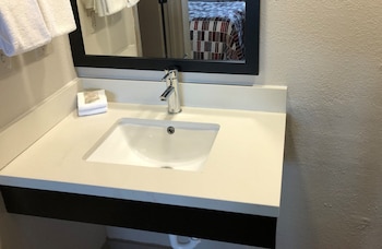 Deluxe Room, 1 King Bed, Non Smoking