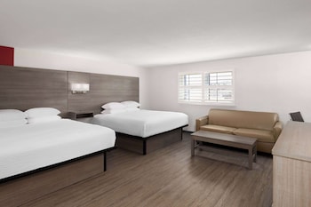 Suite, Multiple Beds, Non Smoking