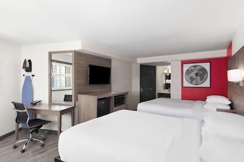 Room, 2 Queen Beds, Non Smoking