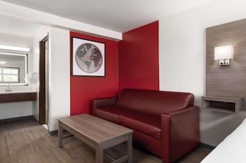 Suite, 1 King Bed with Sofa bed, Non Smoking