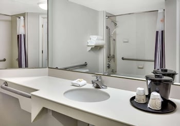 Room, 2 Double Beds, Accessible, Non Smoking (Mobility, Tub w/Grab Bars)