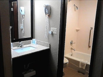 Standard Studio Suite, Multiple Beds, Non Smoking (Upgrade)