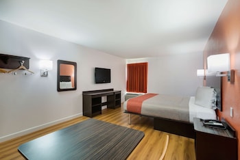 Standard Room, 1 King Bed, Accessible, Non Smoking