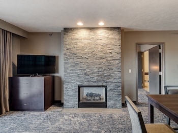 Presidential Suite, 1 King Bed, Non Smoking, Fireplace