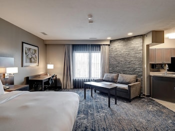 Junior Studio Suite, 1 King Bed, Non Smoking (Presidential)
