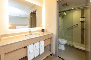 Room, 2 Queen Beds (High Floor, With Sofa Bed)