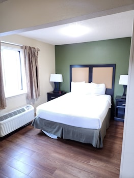 Standard Room, 1 Queen Bed, Non Smoking