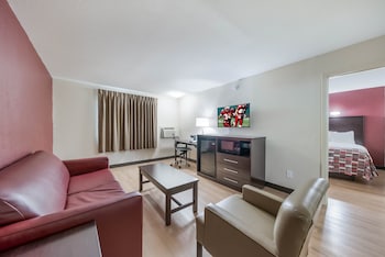 Suite, 2 Queen Beds, Non Smoking