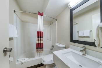 Deluxe Room, 1 King Bed, Non Smoking